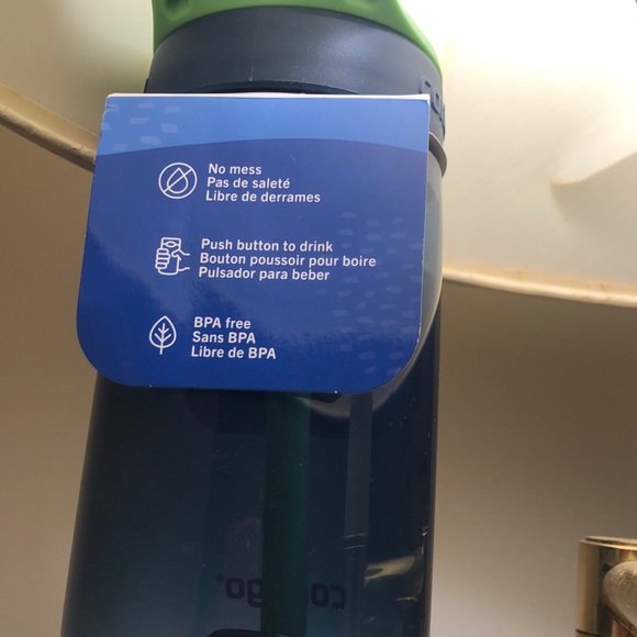 Blue Contigo Water Bottle Spill & Leak-Proof - Picture 4 of 6